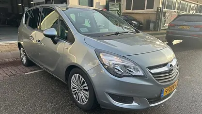 Occasion 2014 Opel Meriva Design Edition MPV | € 3.750 (Goede deal)