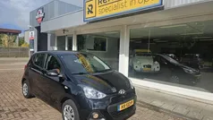 Zwart Gebruikt 2016 Hyundai i10 Comfort Hatchback | € 6.950 (Eerlijke prijs)