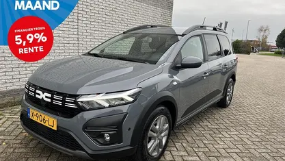 Occasion Dacia Jogger Expression 93 PK (68 kW) 2023 Grijs MPV