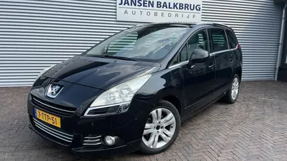 Occasion Peugeot 5008 Allure 157 PK (115 kW) 2014 Zwart MPV