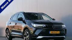 Zwart Gebruikt 2024 Opel Grandland X Ultimate SUV | € 33.695 (Eerlijke prijs)