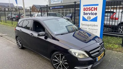 Occasion 2015 Mercedes B180 Ambition MPV | € 13.635 (Eerlijke prijs)