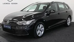 Zwart Gebruikt 2021 VW Golf VIII Life Stationwagen | € 19.950 (Eerlijke prijs)
