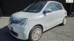 Gebruikt 2021 Renault Twingo Vibes Hatchback | € 12.940 (Eerlijke prijs)