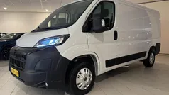 Gebruikt 2024 Peugeot Boxer Van | € 24.756 (Eerlijke prijs)