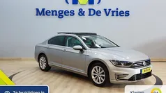 Gebruikt 2016 VW Passat Highline Sedan | € 15.695 (Eerlijke prijs)
