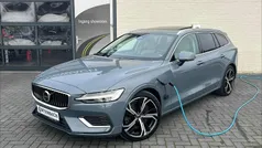 Grijs Gebruikt 2022 Volvo V60 Plus Stationwagen | € 36.490 (Goede deal)