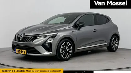 Grijs Occasion 2025 Renault Clio V Techno Hatchback | € 21.440 (Eerlijke prijs)