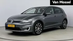 Grijs, metallic lak Gebruikt 2018 VW e-Golf Pro Hatchback | € 12.900 (Eerlijke prijs)