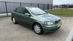 Groen Gebruikt 1998 Opel Astra Club Hatchback | € 1.599 (Eerlijke prijs)