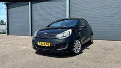 Zwart Gebruikt 2012 Kia Rio Hatchback | € 3.595 (Super prijs)