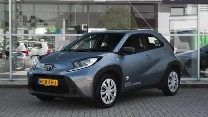 Occasion 2025 Toyota Aygo X Play SUV | € 19.549 (Super prijs)