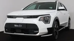 Gebruikt 2024 Kia e-Niro Start SUV | € 31.885 (Eerlijke prijs)