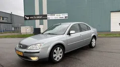 Grijs Gebruikt 2005 Ford Mondeo Futura Hatchback | € 1.499 (Super prijs)
