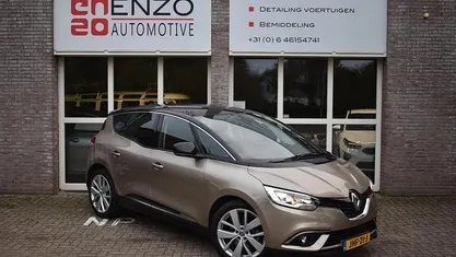 Beige Occasion 2025 Renault Scénic LIMITED MPV | € 17.750 (Super prijs)