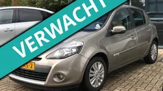 Bruin Gebruikt 2012 Renault Clio IV Collection Hatchback | € 4.650 (Eerlijke prijs)