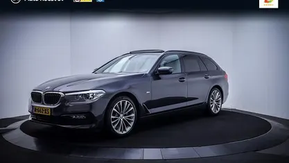 Grijs Gebruikt 2017 BMW 520 Sport Line Stationwagen | € 22.750 (Eerlijke prijs)