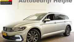 Grijs Gebruikt 2020 VW Passat Business Stationwagen | € 22.445 (Goede deal)