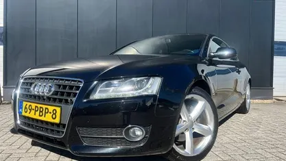 Zwart Gebruikt 2011 Audi A5 Coupé | € 7.995 (Eerlijke prijs)