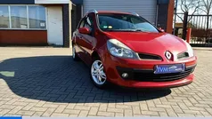 Rood Gebruikt 2008 Renault Clio GrandTour Dynamique Stationwagen | € 1.940 (Eerlijke prijs)