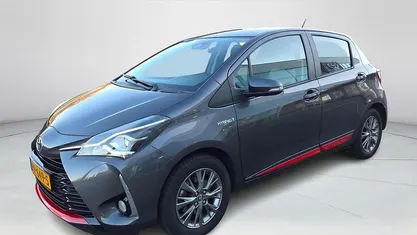 Grijs Gebruikt 2018 Toyota Yaris Hybrid Design Hatchback | € 16.950 (Goede deal)