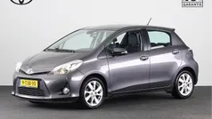 Gebruikt 2014 Toyota Yaris Hybrid Hatchback | € 12.445 (Eerlijke prijs)