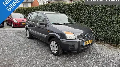 Grijs Occasion 2006 Ford Fusion MPV | € 2.245 (Eerlijke prijs)