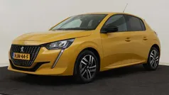 Geel Gebruikt 2023 Peugeot 208 Allure Hatchback | € 18.625 (Eerlijke prijs)