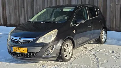 Occasion Opel Corsa 87 PK (63 kW) 2011 Zwart Hatchback