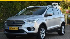 Grijs Gebruikt 2020 Ford Kuga SUV | € 19.950 (Goede deal)
