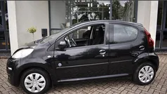 Zwart Gebruikt 2012 Peugeot 107 Hatchback | € 2.350 (Eerlijke prijs)