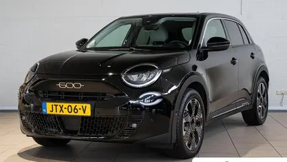 Occasion 2026 Fiat 600 La Prima SUV | € 26.690 (Super prijs)