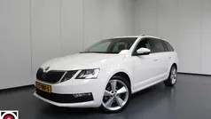 Wit Gebruikt 2019 Skoda Octavia Business Line Stationwagen | € 17.840 (Eerlijke prijs)