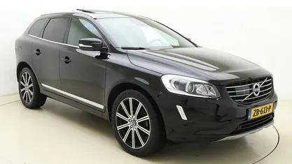 Zwart Gebruikt 2019 Volvo XC60 Summum SUV | € 25.900 (Eerlijke prijs)