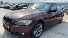 Rood Gebruikt 2009 BMW 318 Stationwagen | € 1.499 (Super prijs)