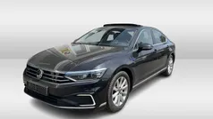 Zwart Gebruikt 2021 VW Passat Business Sedan | € 26.950 (Eerlijke prijs)