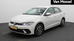 Gebruikt 2022 VW Polo Life Hatchback | € 18.900 (Eerlijke prijs)