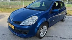 Gebruikt 2009 Renault Clio II Collection Hatchback | € 1.495 (Goede deal)