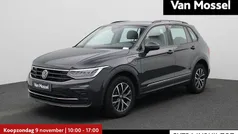 Grijs Gebruikt 2022 VW Tiguan Pro SUV | € 27.400 (Super prijs)