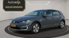 Grijs, metallic lak Gebruikt 2020 VW e-Golf Hatchback | € 11.990 (Eerlijke prijs)
