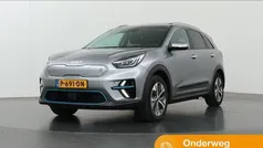 Grijs Gebruikt 2022 Kia e-Niro SUV | € 27.935 (Goede deal)