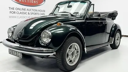 Groen Gebruikt 1973 VW Käfer Cabriolet | € 23.000