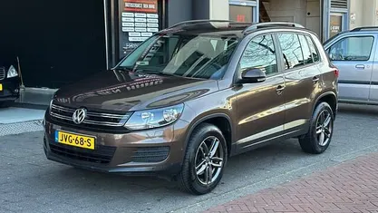 Bruin Occasion 2011 VW Tiguan Sport SUV | € 7.950 (Eerlijke prijs)