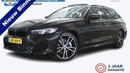 Gebruikt 2025 BMW 330e Sport Line Stationwagen | € 42.950 (Goede deal)