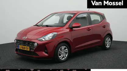 Occasion Hyundai i10 Comfort 67 PK (49 kW) 2021 Rood Hatchback