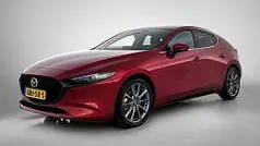 Rood Gebruikt 2024 Mazda 3 Exclusive-Line Hatchback | € 27.795 (Eerlijke prijs)