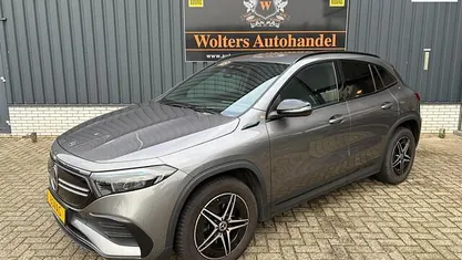 Grijs Gebruikt 2021 Mercedes EQA250 Business SUV | € 28.950 (Eerlijke prijs)