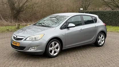 Occasion 2011 Opel Astra Edition Hatchback | € 4.250 (Goede deal)