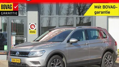 Grijs Occasion 2019 VW Tiguan Highline SUV | € 26.900 (Super prijs)