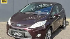 Rood Gebruikt 2009 Ford Fiesta Titanium Hatchback | € 4.450 (Eerlijke prijs)